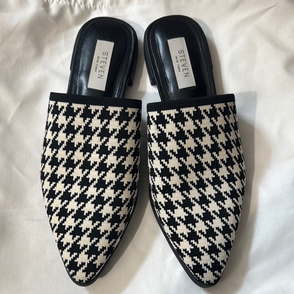 Black and White Houndstooth Mules